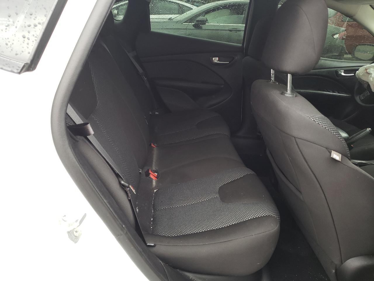 Photo 6 from auction – 2015 DODGE DART SE with VIN 1C3CDFAA4FD336767