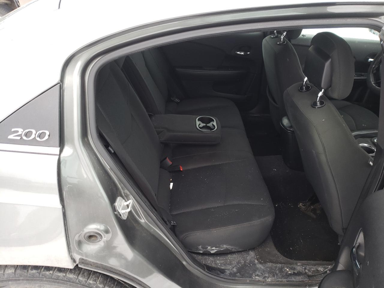 Photo 6 from auction – 2012 CHRYSLER 200 LX with VIN 1C3CCBAB2CN163907