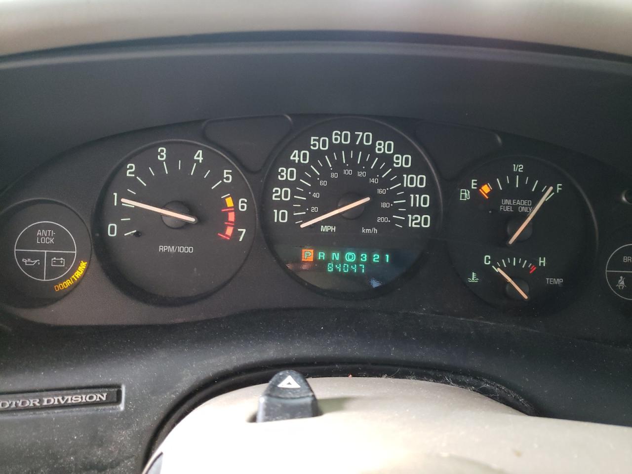 Photo 8 from auction – 1998 BUICK REGAL LS with VIN 2G4WB52K7W1533861