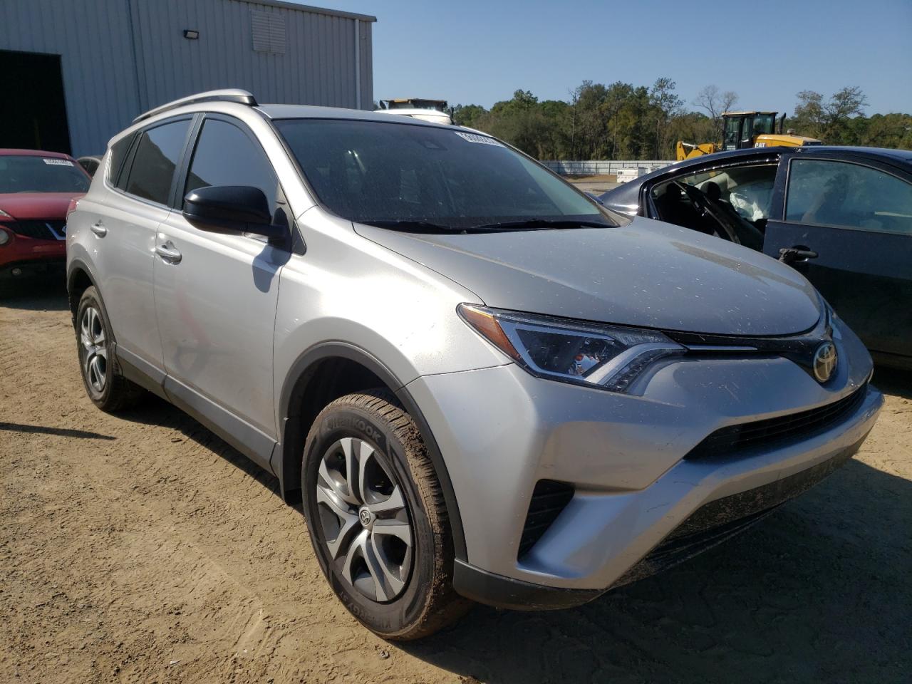 TOYOTA RAV4 LE 2018 with VIN 2T3ZFREV2JW504089 - Photo from auction