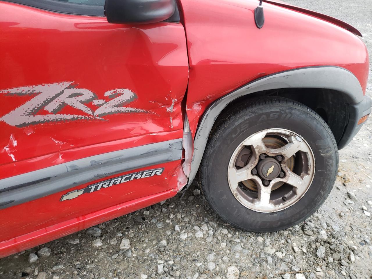 Photo 9 from auction – 2003 CHEVROLET TRACKER ZR with VIN 2CNBJ734936934968