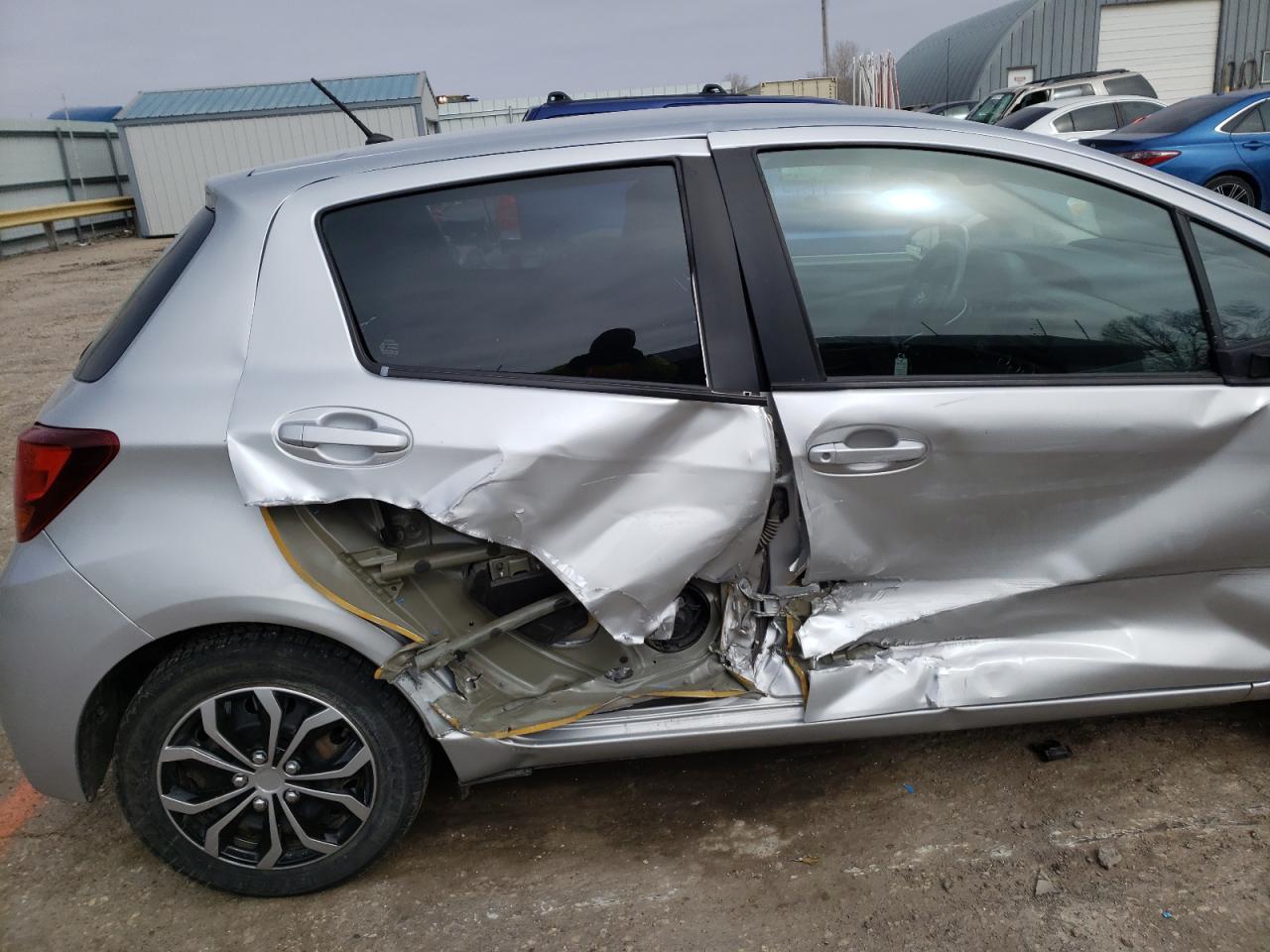 Photo 9 from auction – 2015 TOYOTA YARIS with VIN VNKKTUD3XFA043010