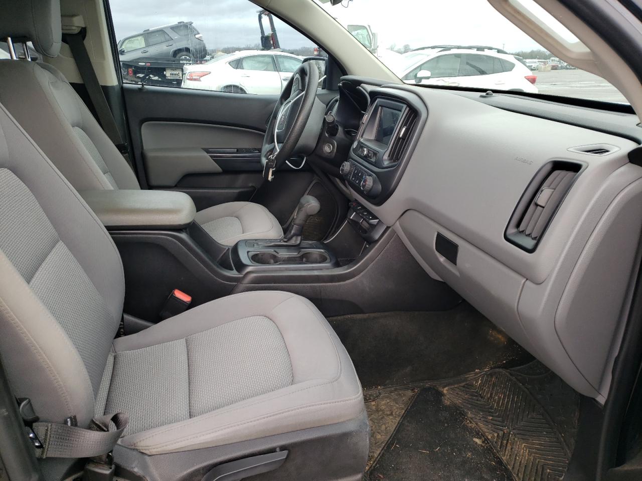 Photo 19 from auction – 2018 GMC CANYON with VIN 1GTG5BEN7J1140543