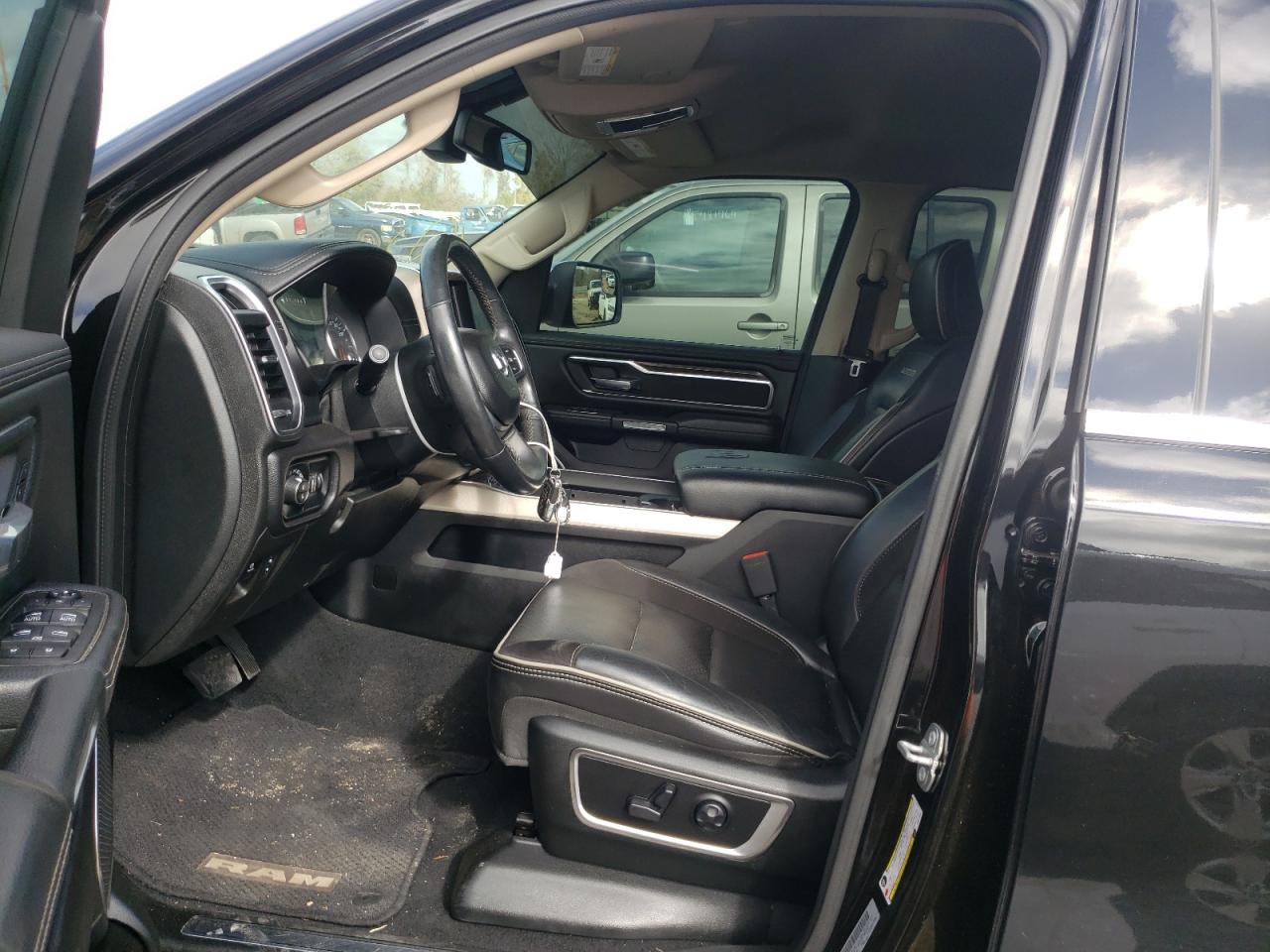 Photo 5 from auction – 2019 RAM 1500 LARAM with VIN 1C6SRFJTXKN521654