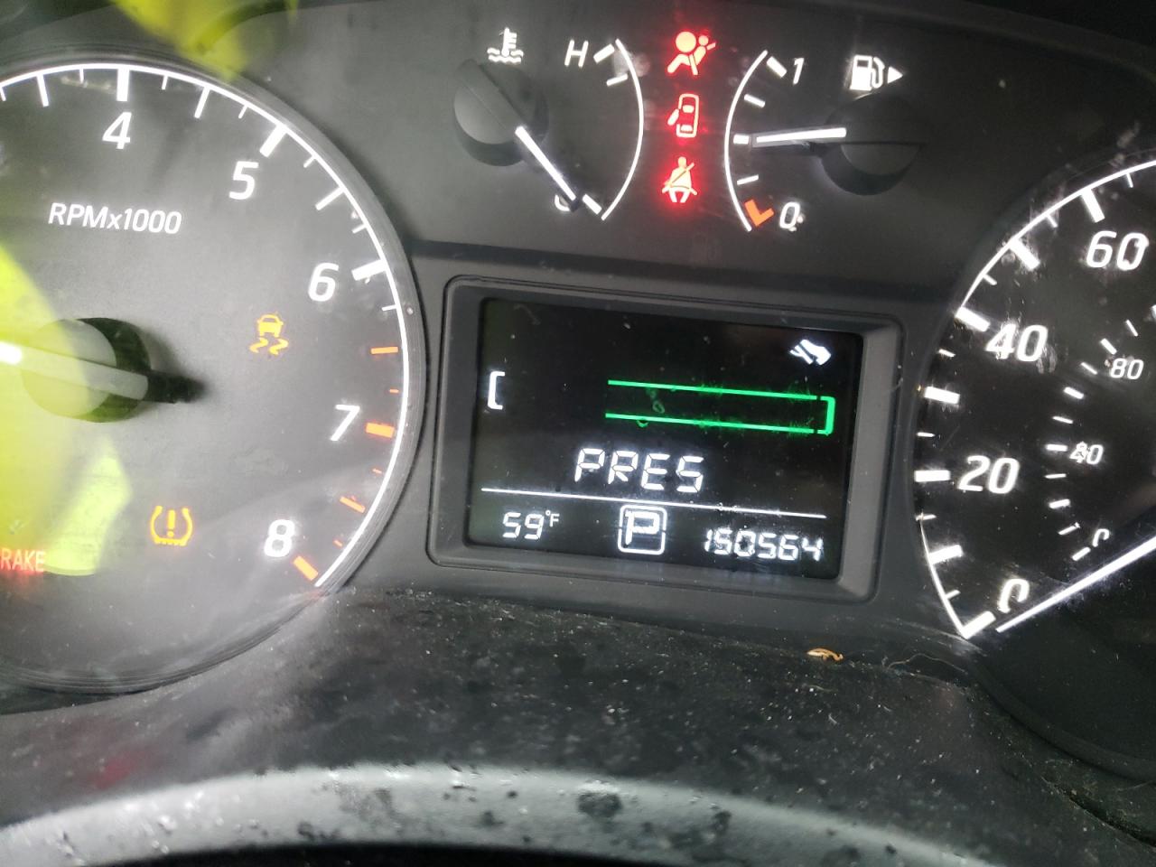 Photo 8 from auction – 2014 NISSAN SENTRA S with VIN 3N1AB7AP6EY246151