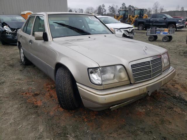 MERCEDES-BENZ E 320 1994 with VIN WDBEA32E9RC024496 - Photo from auction