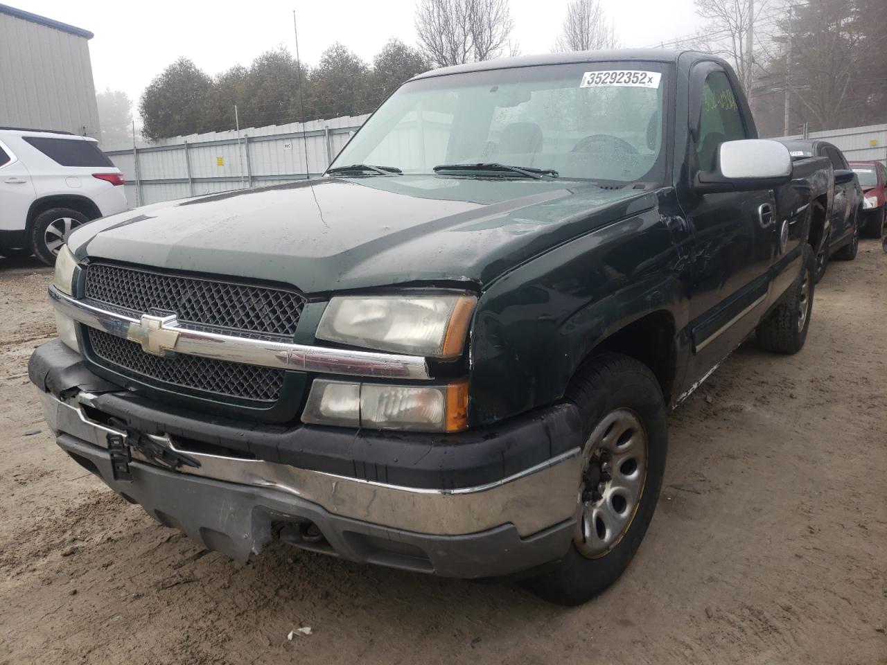 Photo 2 from auction – 2005 CHEVROLET SILVERADO with VIN 1GCEK14T35Z323066