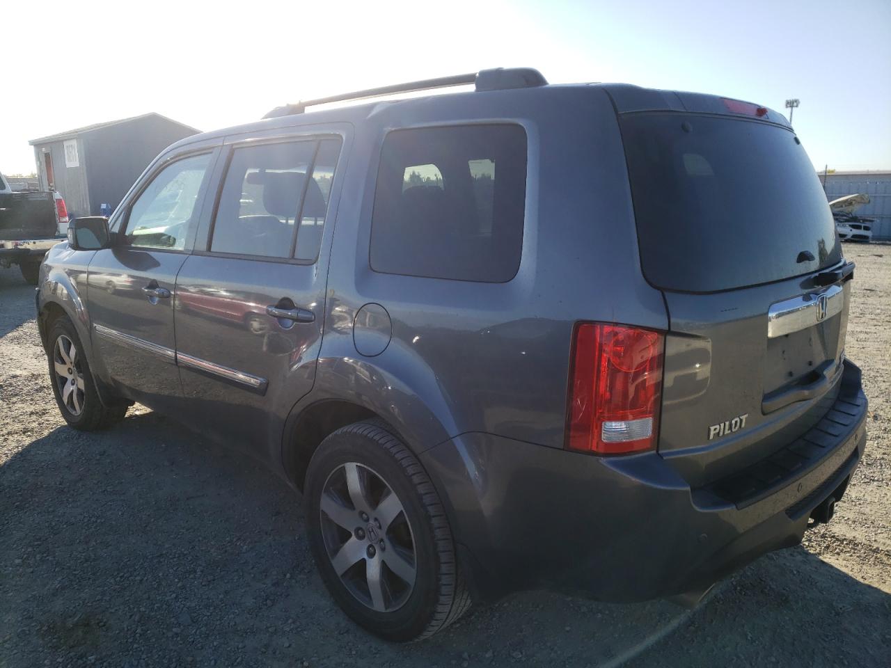 Photo 3 from auction – 2012 HONDA PILOT TOUR with VIN 5FNYF4H98CB042756