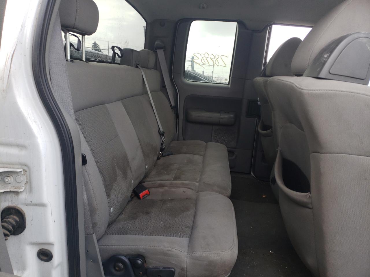 Photo 6 from auction – 2004 FORD F150 with VIN 1FTPX14554NC08213
