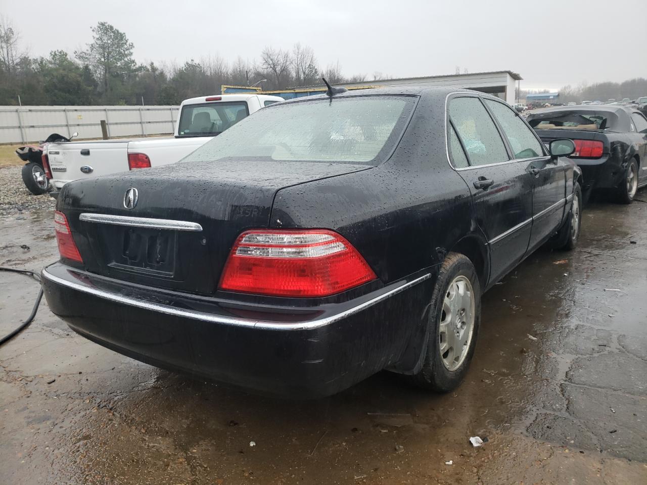 Photo 4 from auction – 2004 ACURA 3.5RL with VIN JH4KA96694C003780