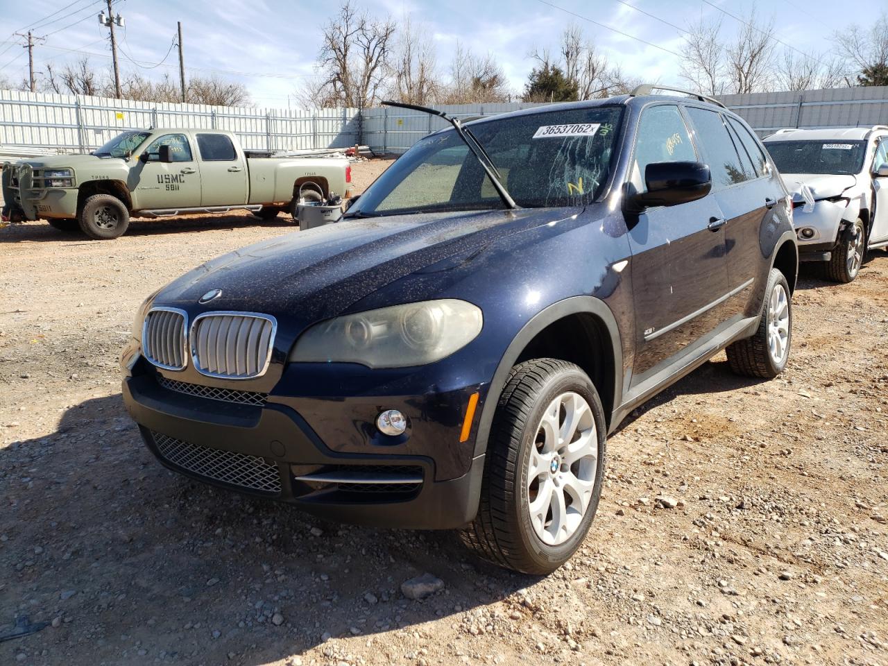 Photo 2 from auction – 2007 BMW X5 4.8I with VIN 4USFE835X7LY66874