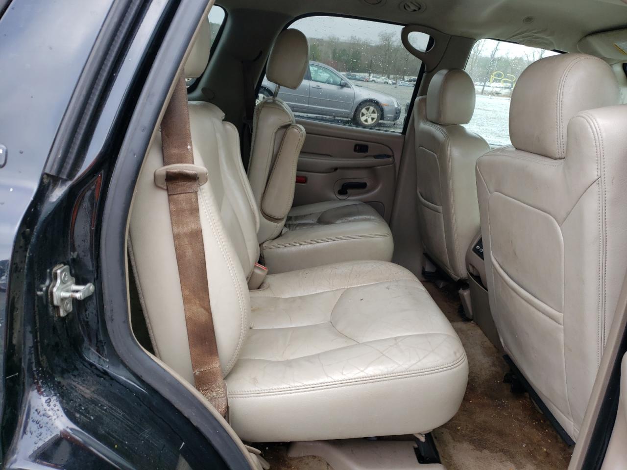 Photo 6 from auction – 2004 GMC YUKON with VIN 1GKEC13Z44J275808