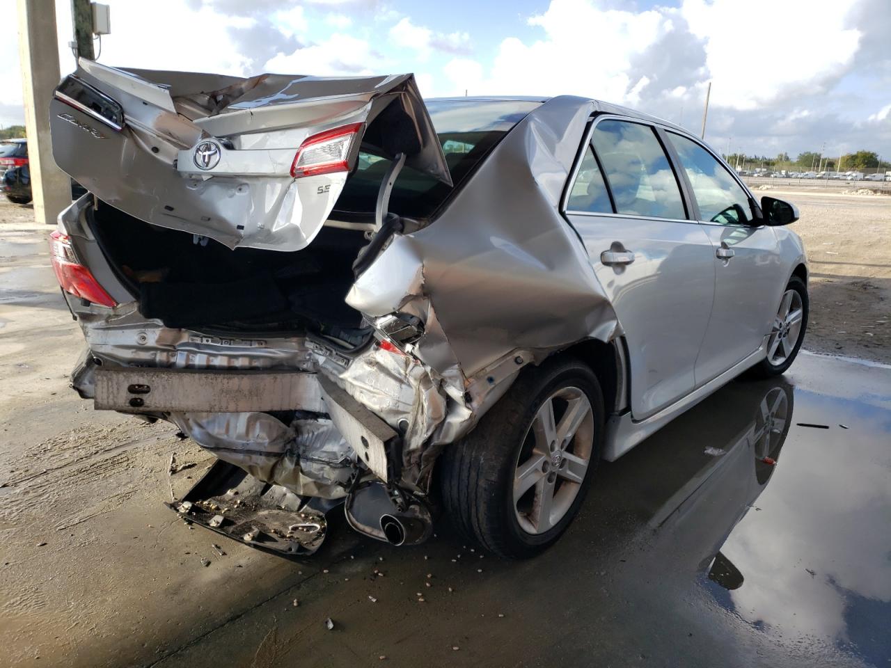 Photo 4 from auction – 2014 TOYOTA CAMRY L with VIN 4T1BF1FK1EU335916