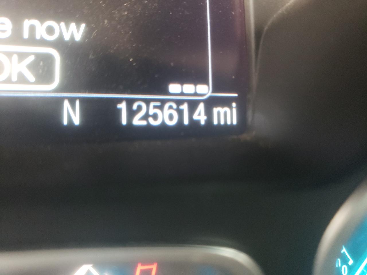Photo 8 from auction – 2015 FORD ESCAPE TIT with VIN 1FMCU9J92FUB36839