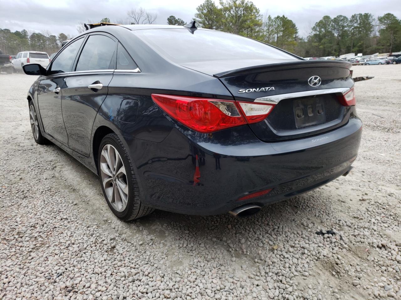 Photo 3 from auction – 2012 HYUNDAI SONATA SE with VIN 5NPEC4AC1CH477895