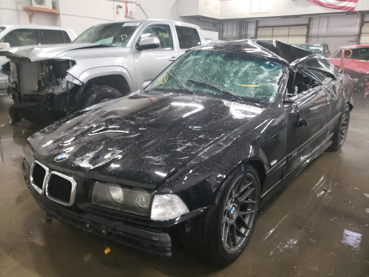 Photo 2 from auction – 1999 BMW 328 IC with VIN WBABK7337XET67313