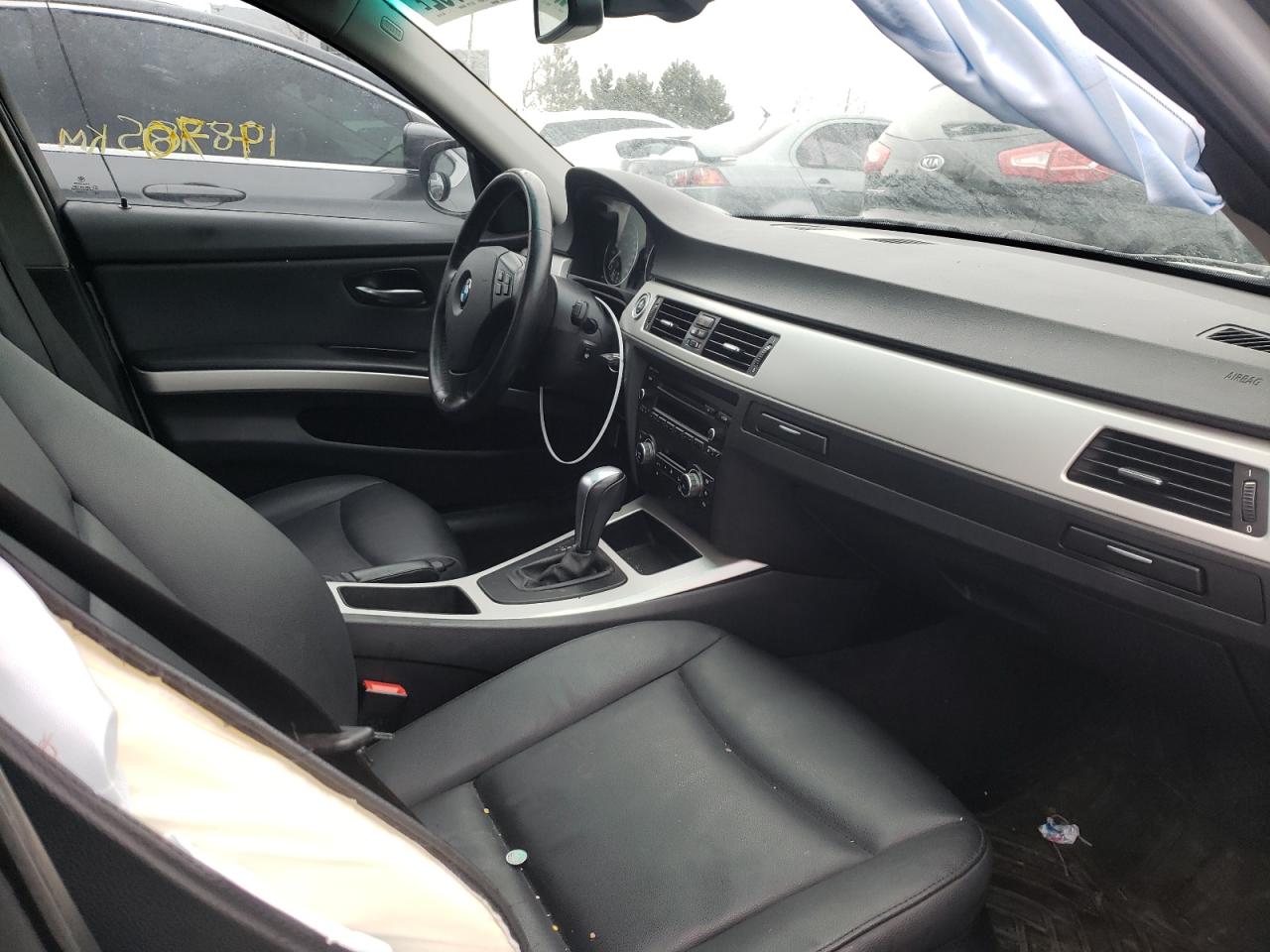 Photo 5 from auction – 2011 BMW 323 I with VIN WBAPG7C5XBA937636