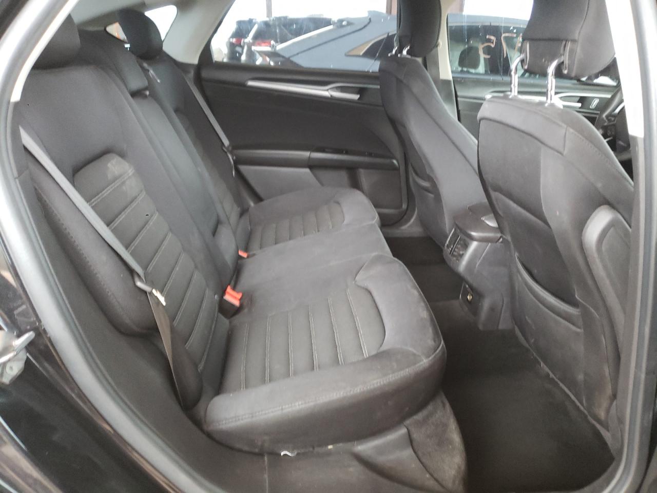 Photo 6 from auction – 2013 FORD FUSION with VIN 3FA6P0HR6DR318161
