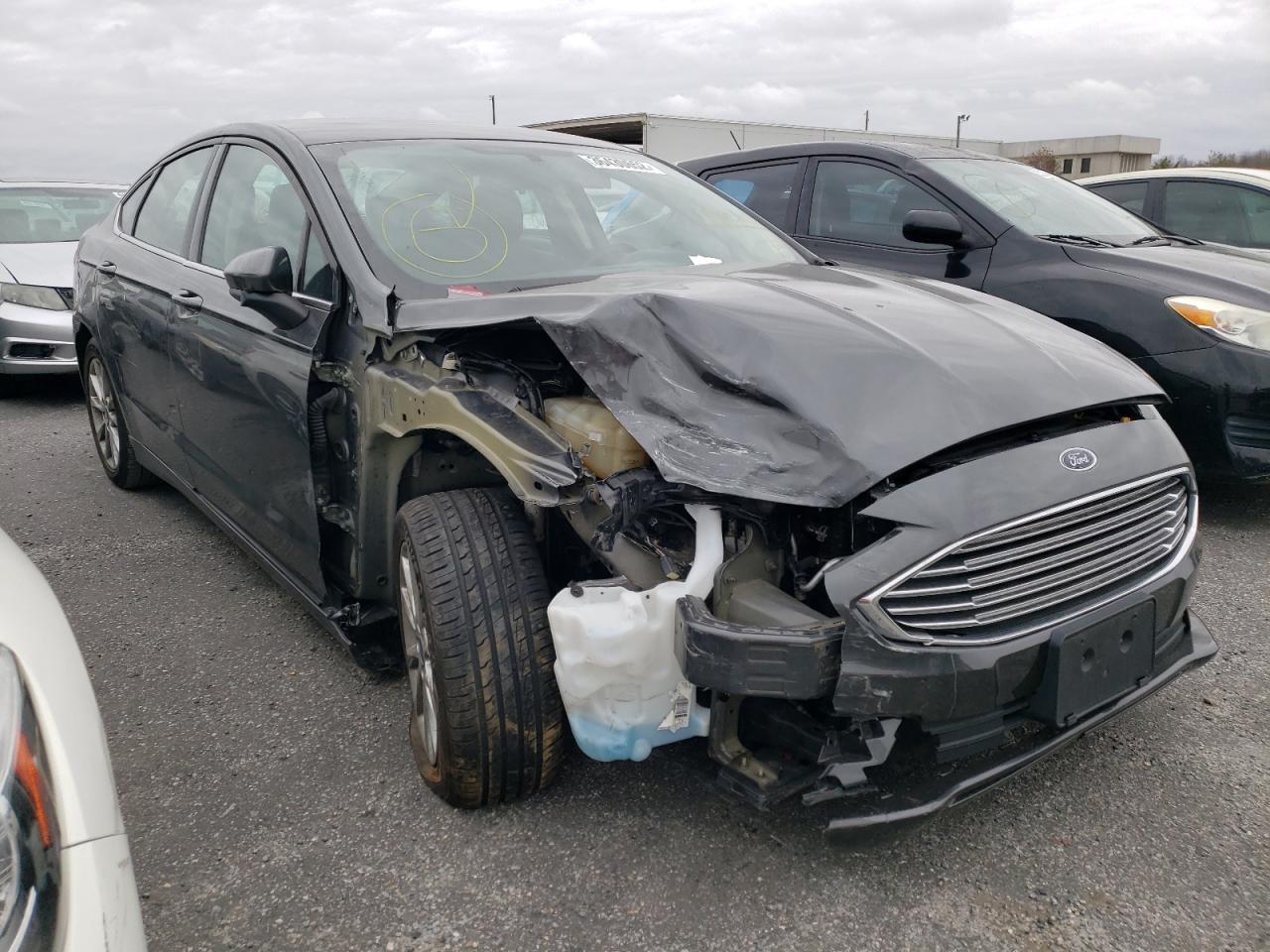 FORD FUSION SE 2017 with VIN 3FA6P0H76HR164331 - Photo from auction