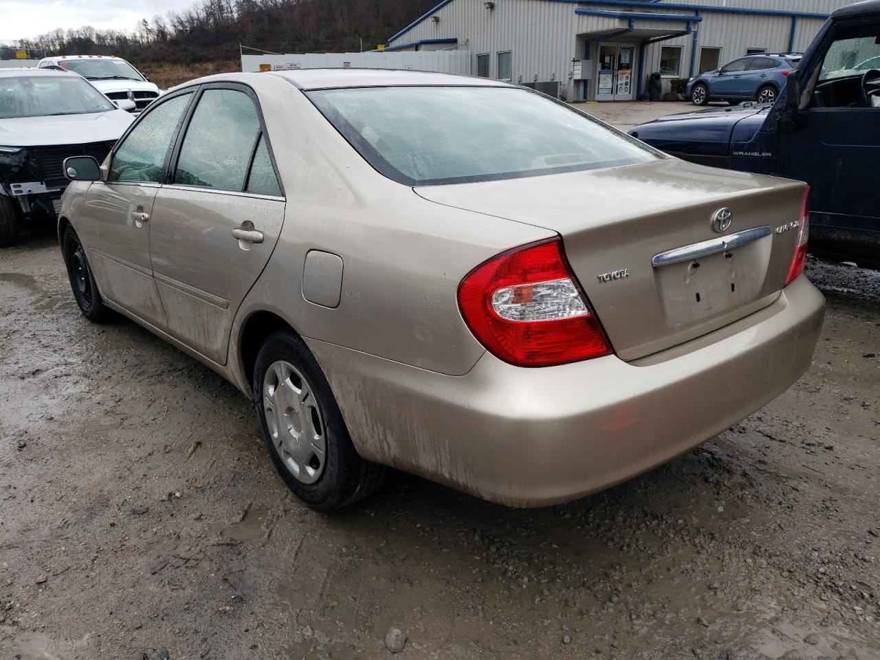 Photo 3 from auction – 2003 TOYOTA CAMRY LE with VIN 4T1BE30K63U649288