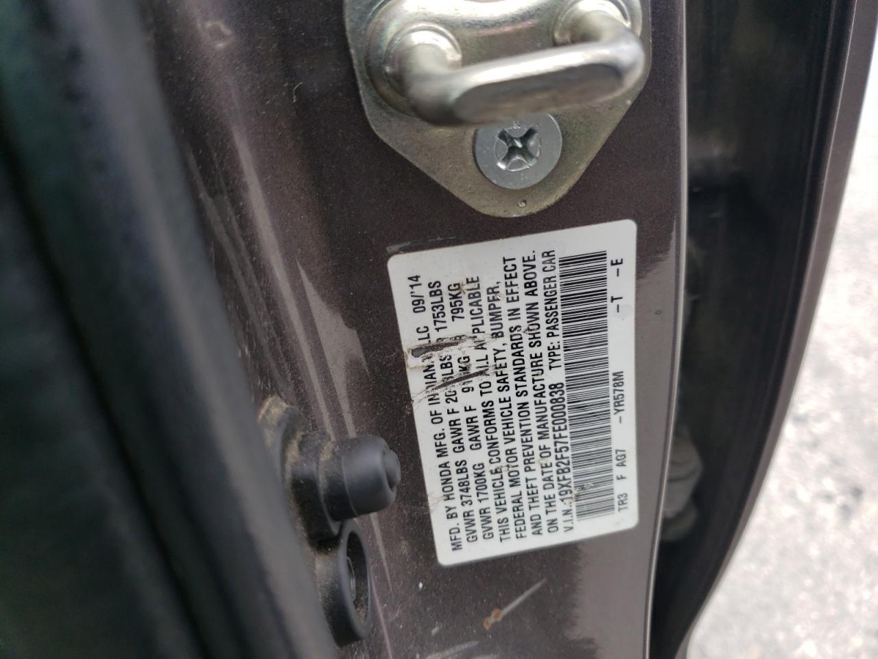 Photo 10 from auction – 2015 HONDA CIVIC LX with VIN 19XFB2F57FE000838