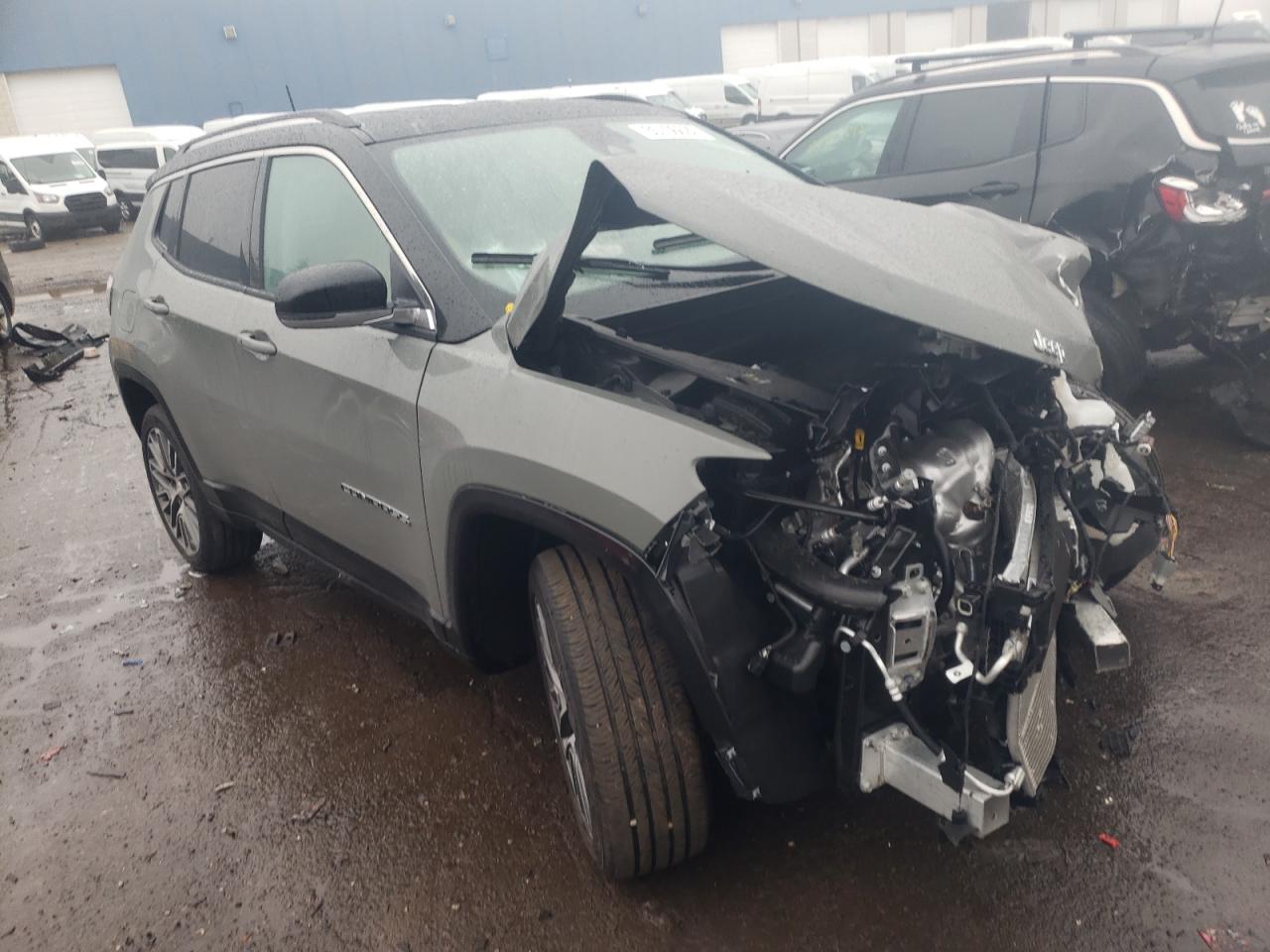 JEEP COMPASS LI 2022 with VIN 3C4NJDCB0NT124190 - Photo from auction