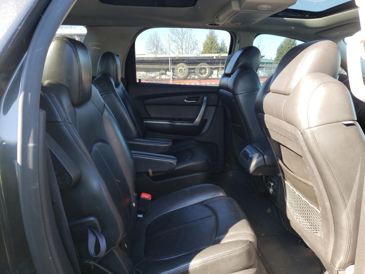 Photo 6 from auction – 2007 GMC ACADIA SLT with VIN 1GKEV33797J157889