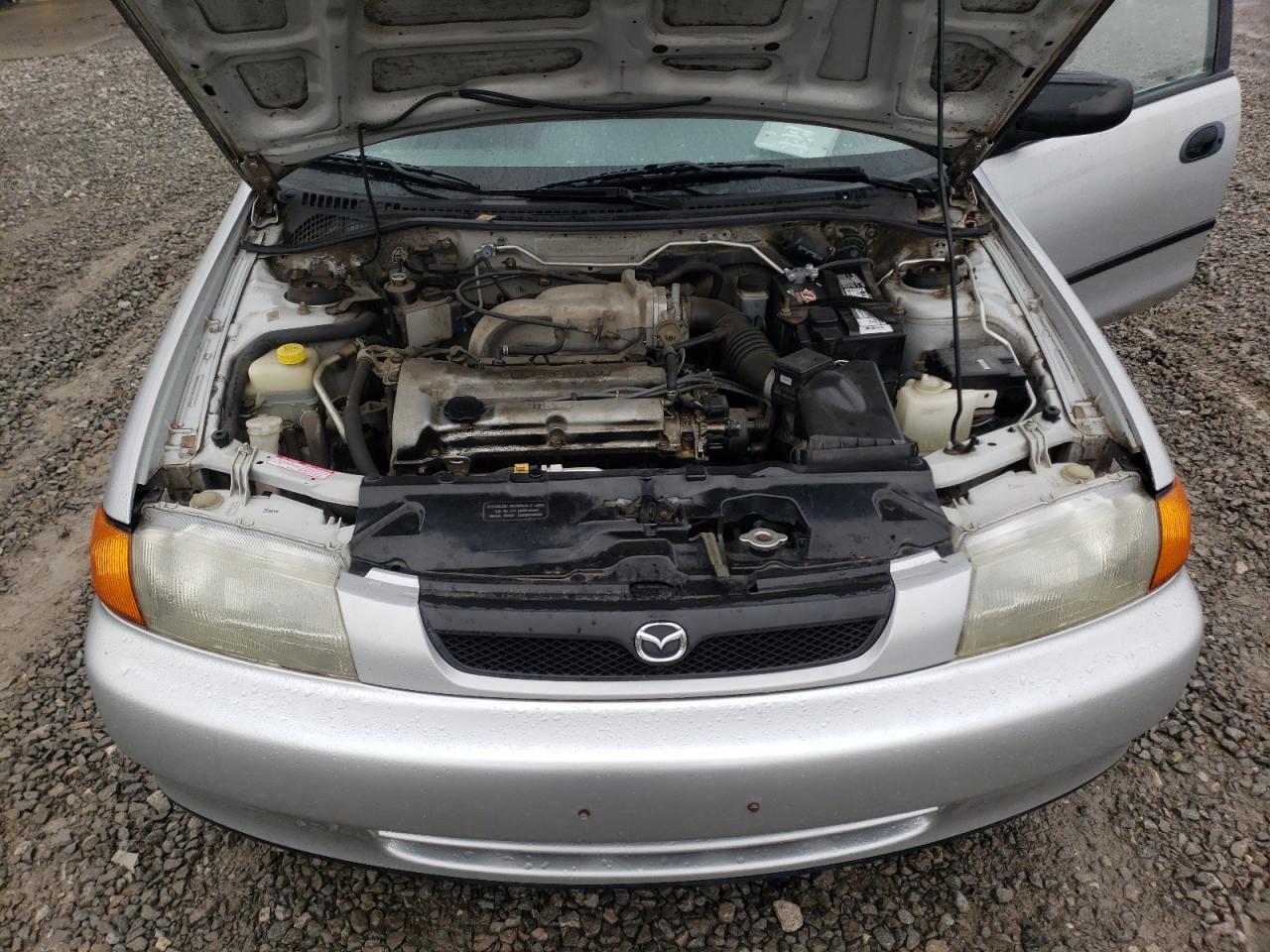 Photo 7 from auction – 1998 MAZDA PROTEGE DX with VIN JM1BC1418W0191782