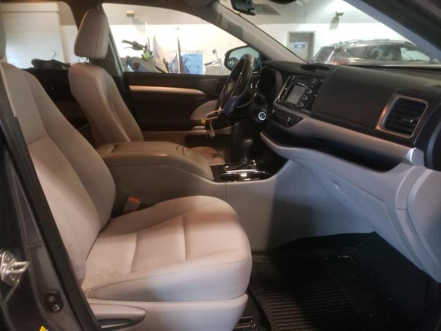 Photo 5 from auction – 2019 TOYOTA HIGHLANDER with VIN 5TDBZRFH0KS924843