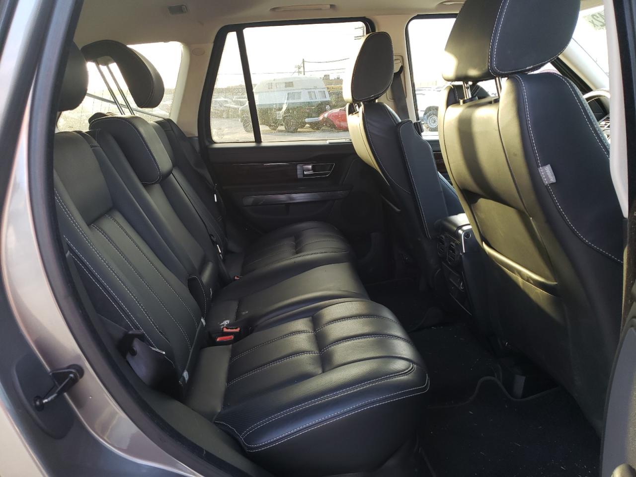 Photo 6 from auction – 2011 LAND ROVER RANGE ROVE with VIN SALSK2D48BA291395