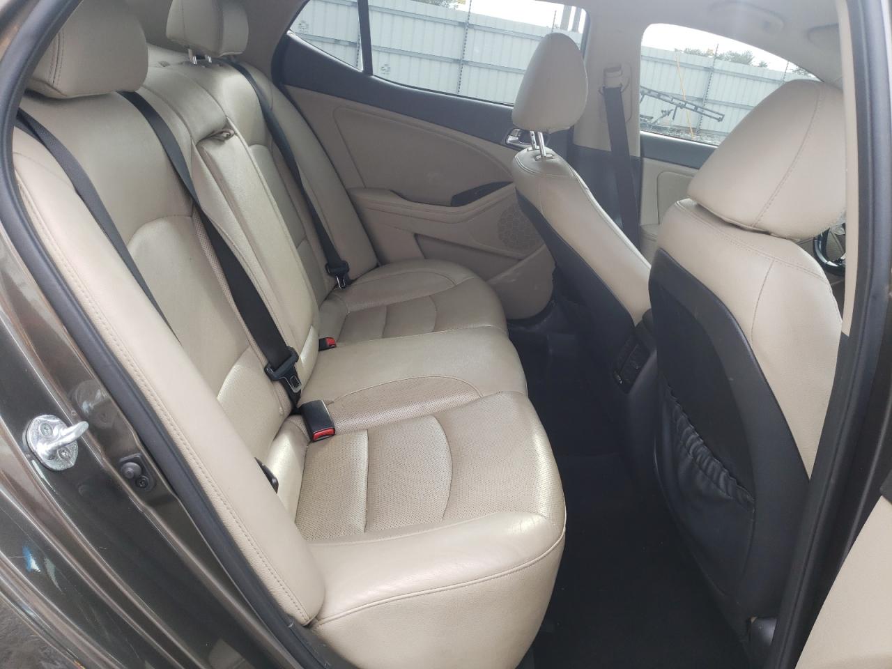 Photo 6 from auction – 2015 KIA OPTIMA EX with VIN 5XXGN4A77FG386362