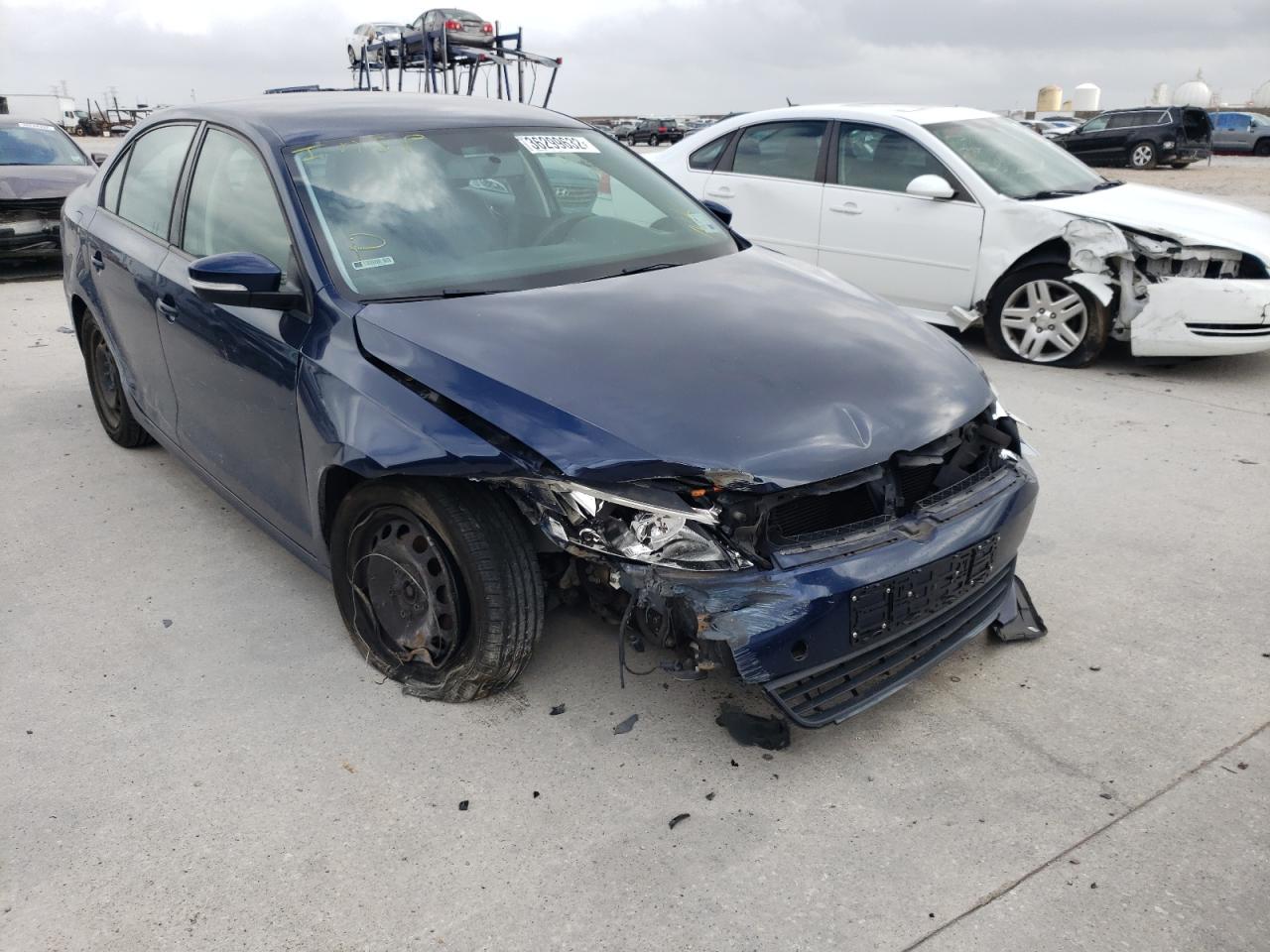 VOLKSWAGEN JETTA SE 2012 with VIN 3VWDP7AJ0CM372367 - Photo from auction