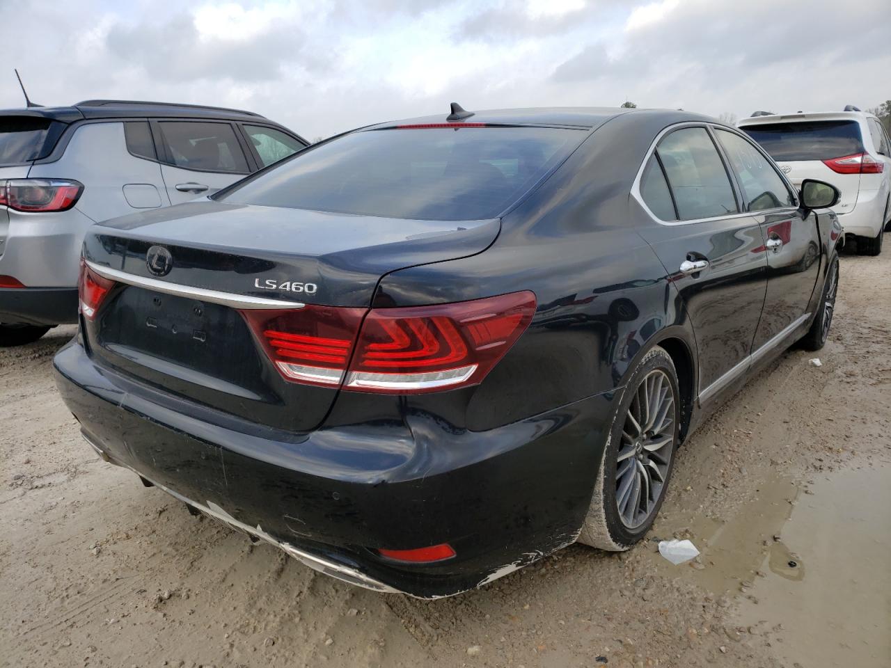 Photo 4 from auction – 2013 LEXUS LS 460 with VIN JTHBL5EF4D5115170