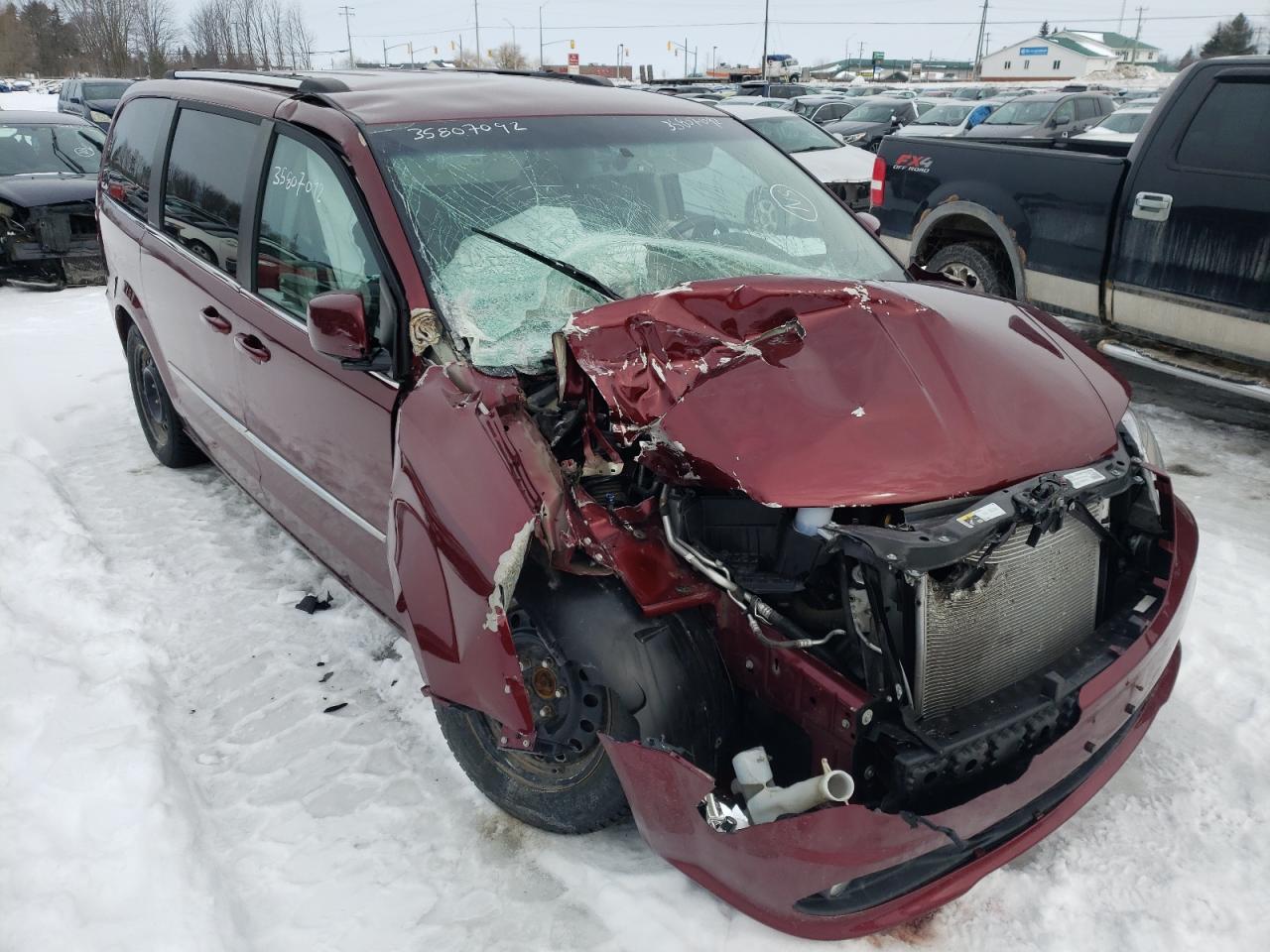 DODGE GRAND CARA 2017 with VIN 2C4RDGDG2HR878381 - Photo from auction