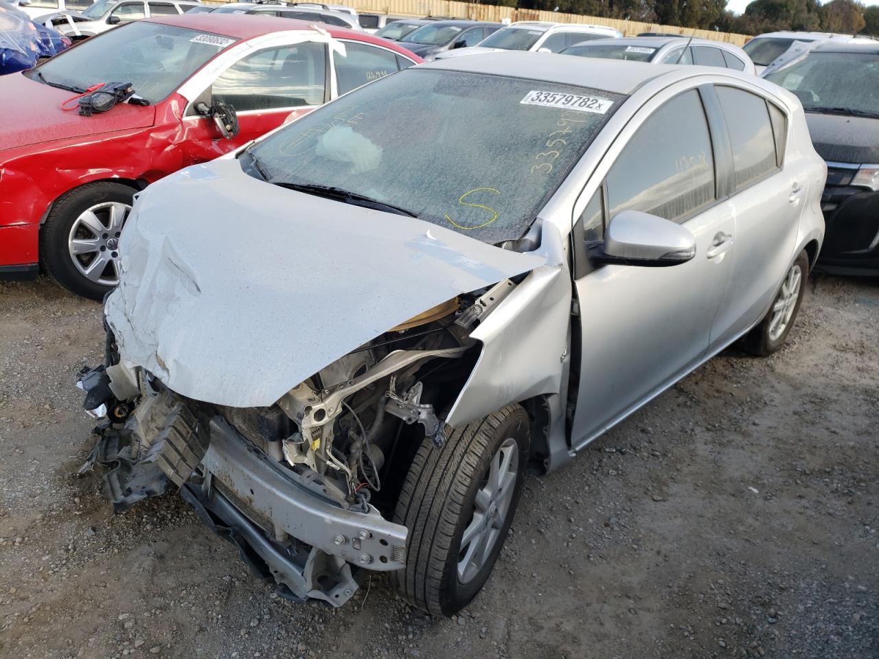 Photo 2 from auction – 2013 TOYOTA PRIUS C with VIN JTDKDTB37D1545893