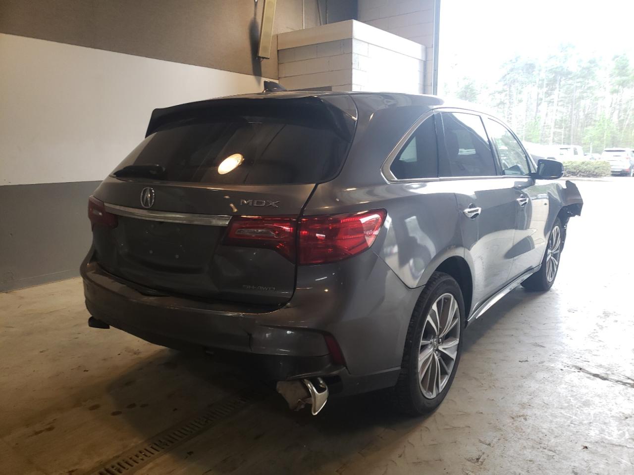Photo 4 from auction – 2017 ACURA MDX TECHNO with VIN 5FRYD4H55HB035658