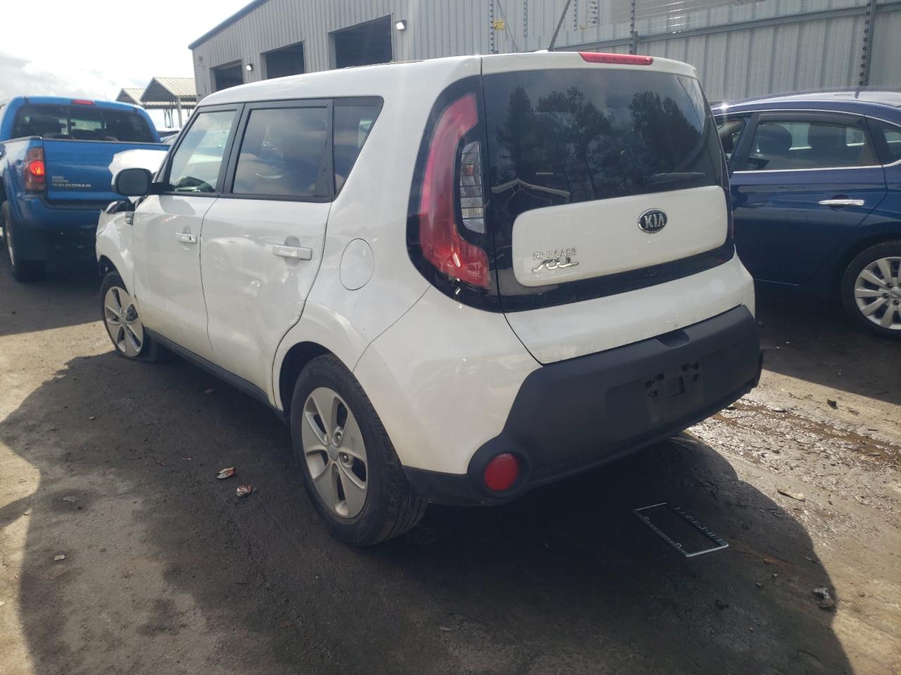 Photo 3 from auction – 2014 KIA SOUL with VIN KNDJN2A29E7003737