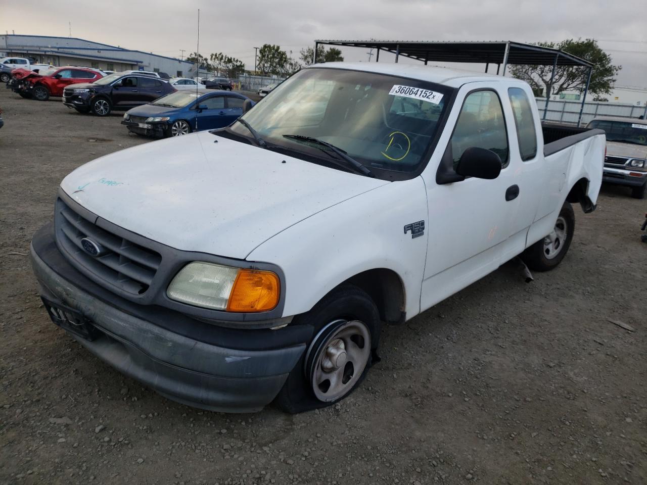 Photo 2 from auction – 2004 FORD F-150 HERI with VIN 2FTRX17W34CA92013