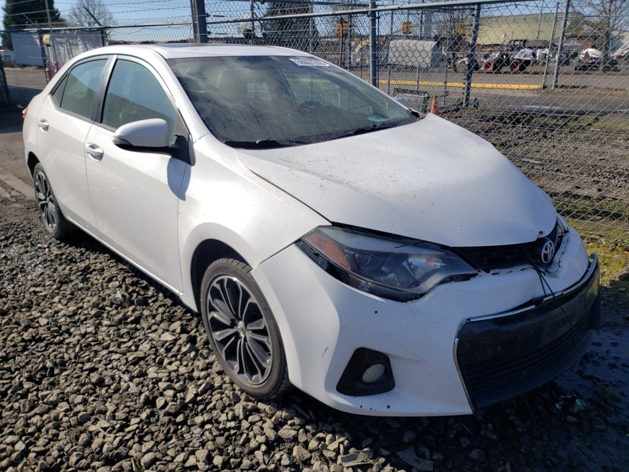TOYOTA COROLLA L 2016 with VIN 2T1BURHE1GC523481 - Photo from auction