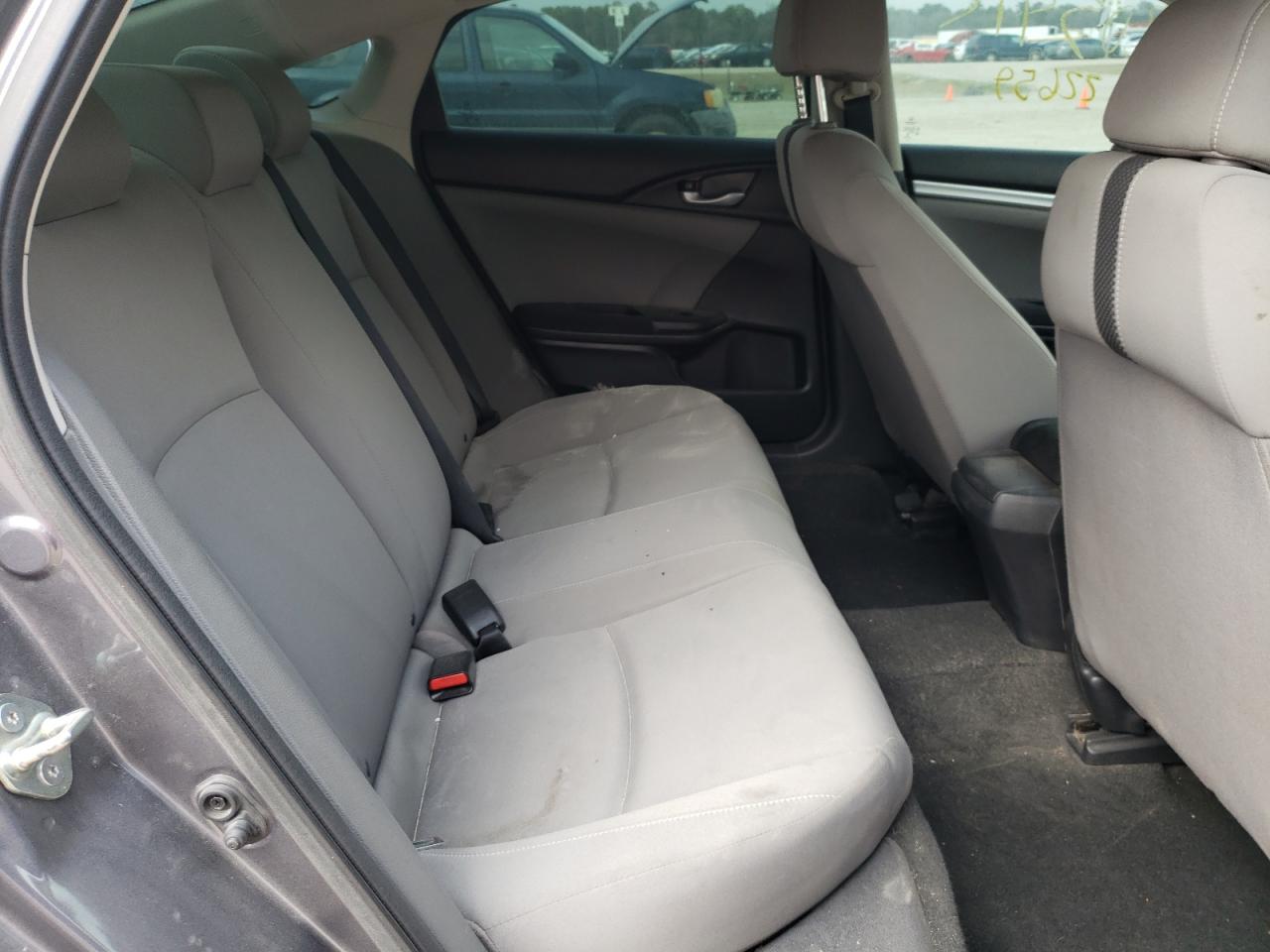 Photo 6 from auction – 2019 HONDA CIVIC LX with VIN 2HGFC2F69KH558101