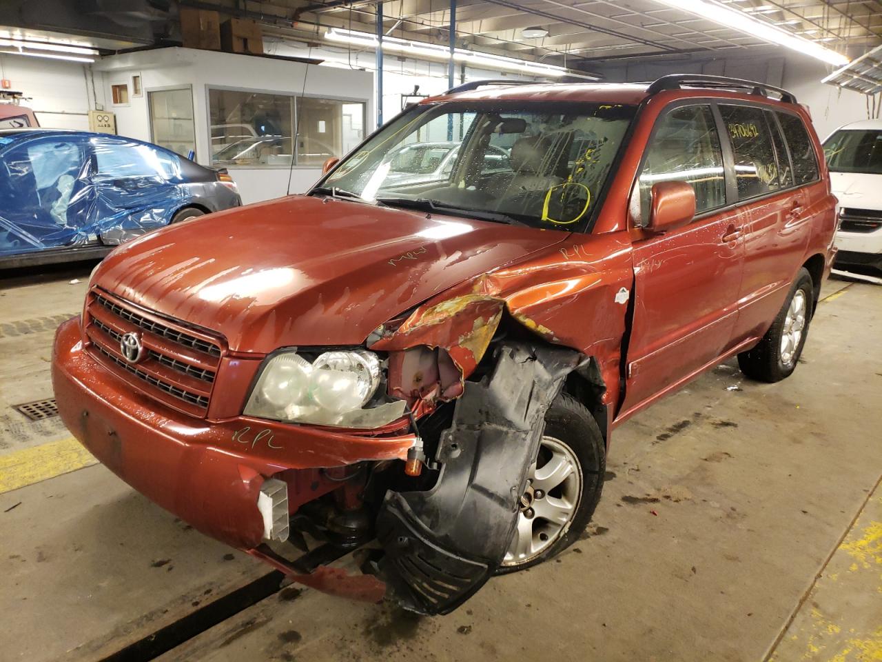 Photo 2 from auction – 2003 TOYOTA HIGHLANDER with VIN JTEGF21A430083125