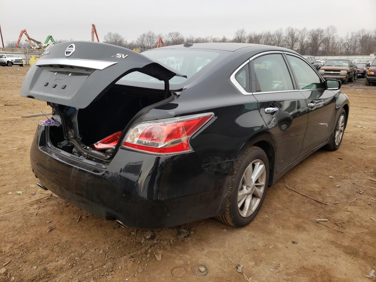 Photo 4 from auction – 2015 NISSAN ALTIMA 2.5 with VIN 1N4AL3AP0FC433792