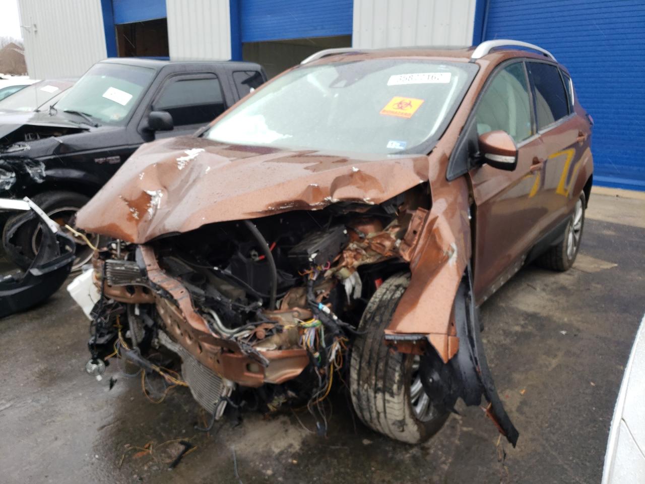 Photo 2 from auction – 2017 FORD ESCAPE TIT with VIN 1FMCU9J9XHUB55318
