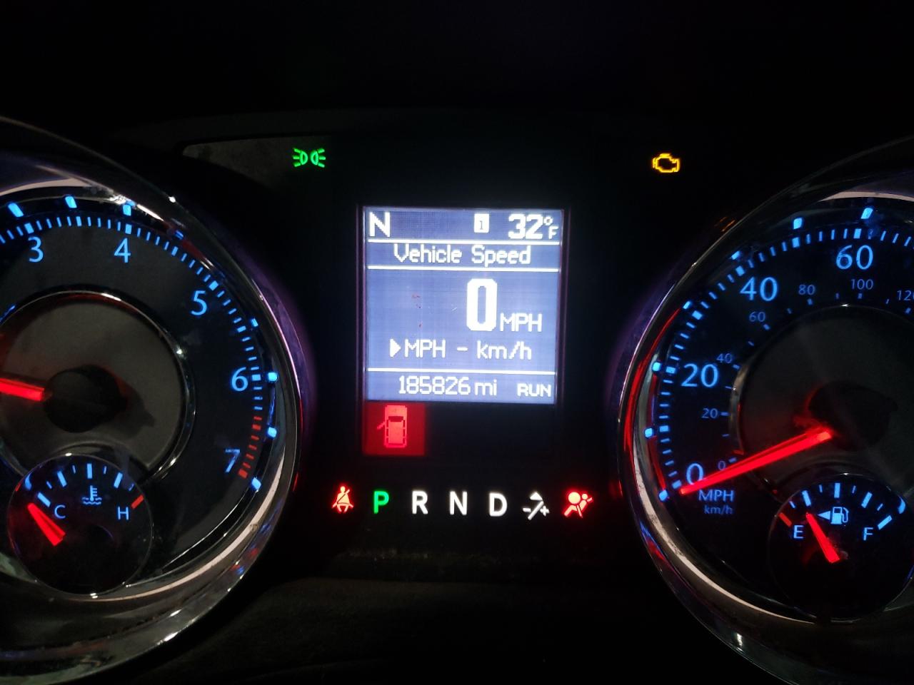Photo 8 from auction – 2014 CHRYSLER TOWN & COU with VIN 2C4RC1BG3ER325141