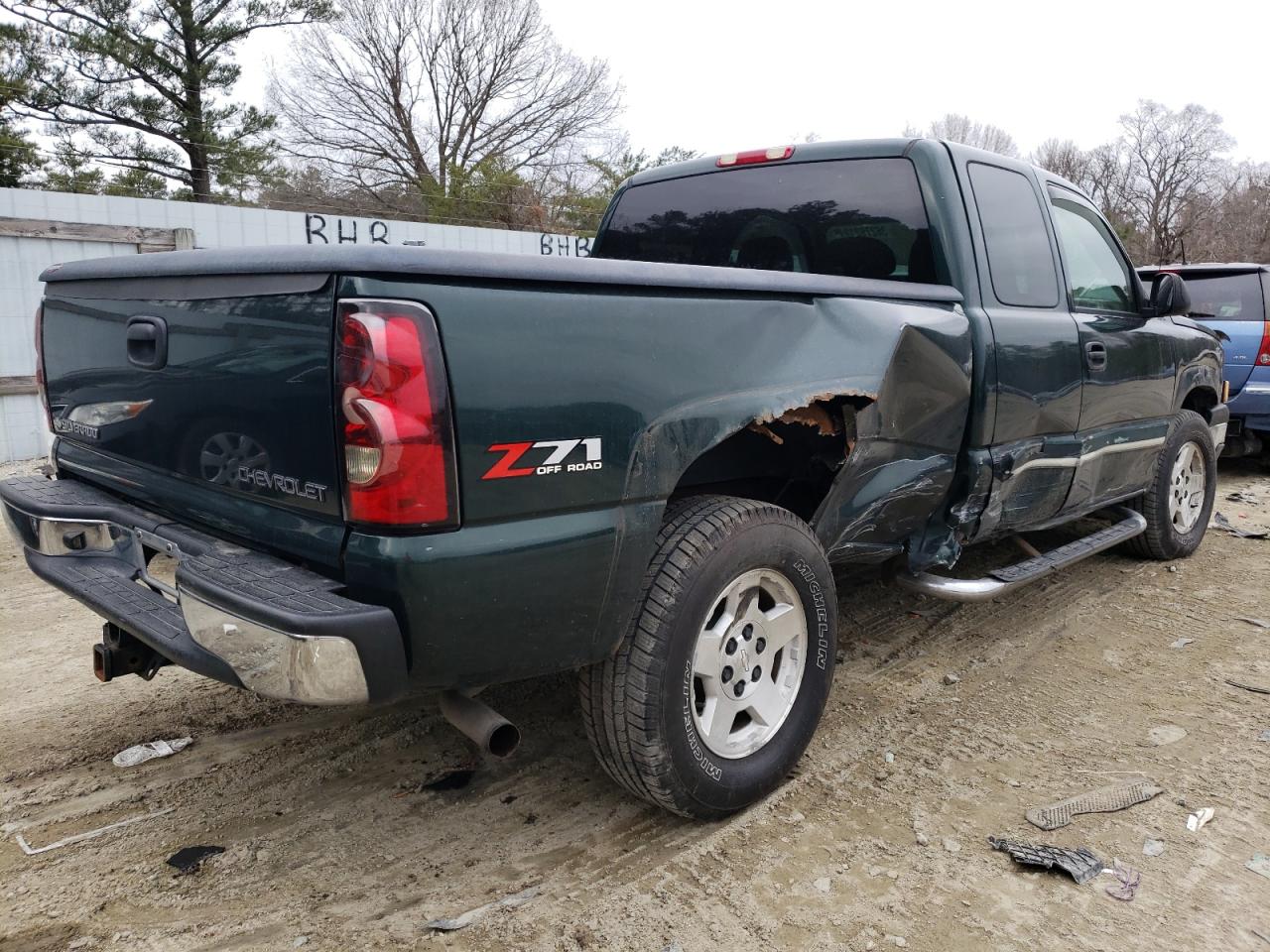 Photo 4 from auction – 2004 CHEVROLET SILVERADO with VIN 1GCEK19T24E189200