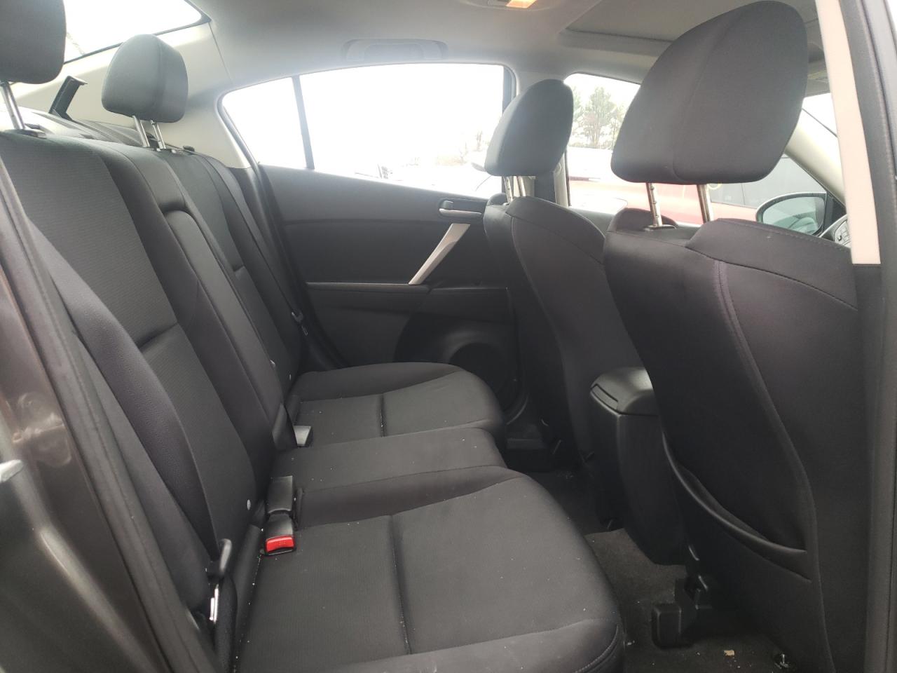 Photo 6 from auction – 2010 MAZDA 3 S with VIN JM1BL1S68A1316877