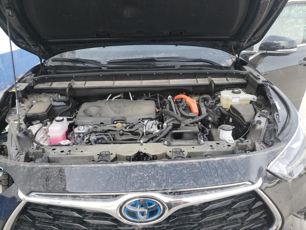 Photo 7 from auction – 2021 TOYOTA HIGHLANDER with VIN 5TDEBRCH2MS053727