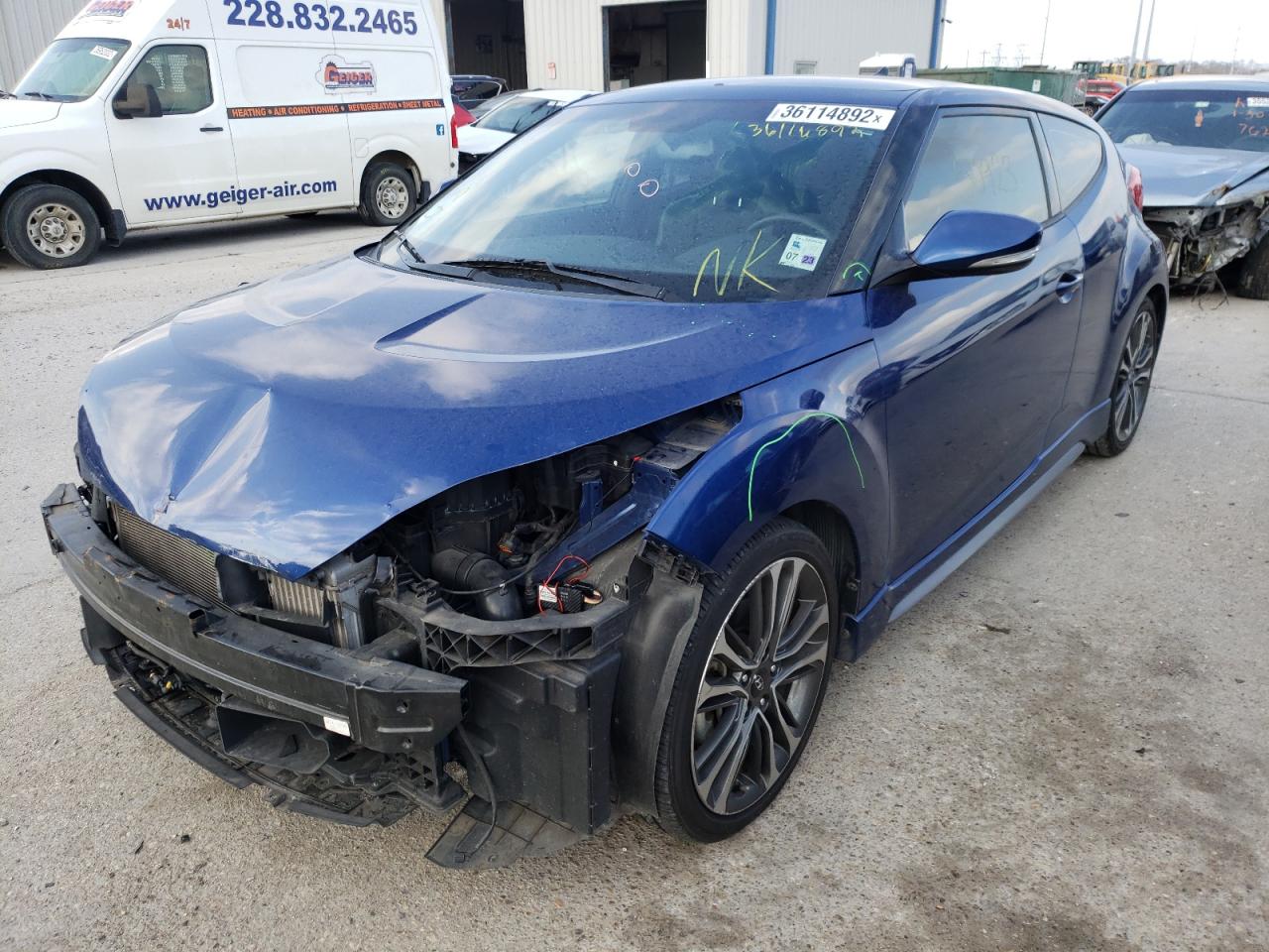 Photo 2 from auction – 2016 HYUNDAI VELOSTER T with VIN KMHTC6AE2GU257760