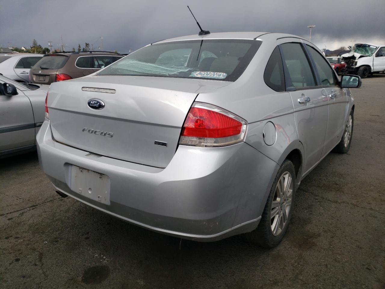 Photo 4 from auction – 2010 FORD FOCUS SEL with VIN 1FAHP3HN3AW175220
