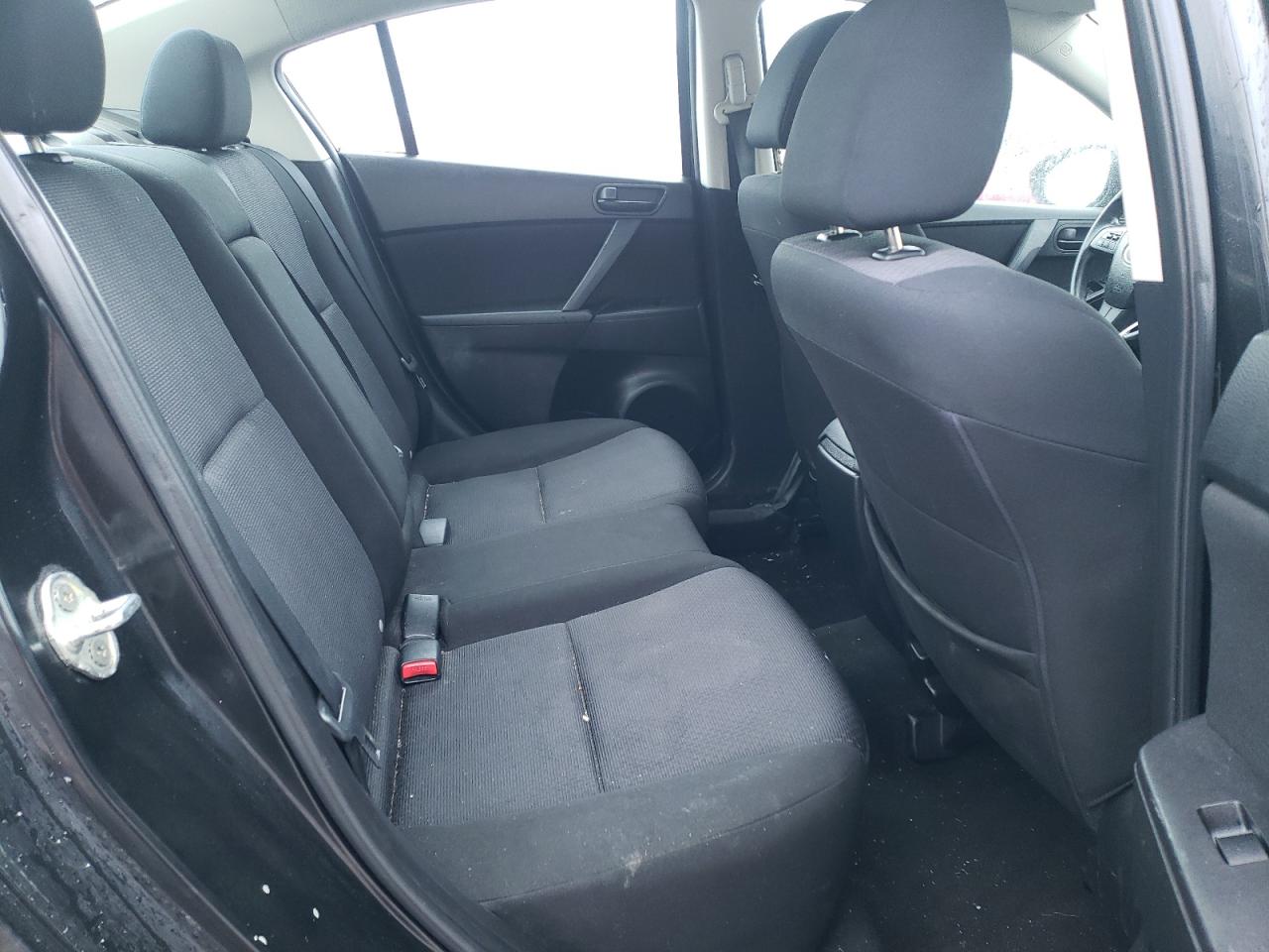 Photo 6 from auction – 2010 MAZDA 3 I with VIN JM1BL1SF9A1151065